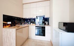 Awangarda Home Apartment